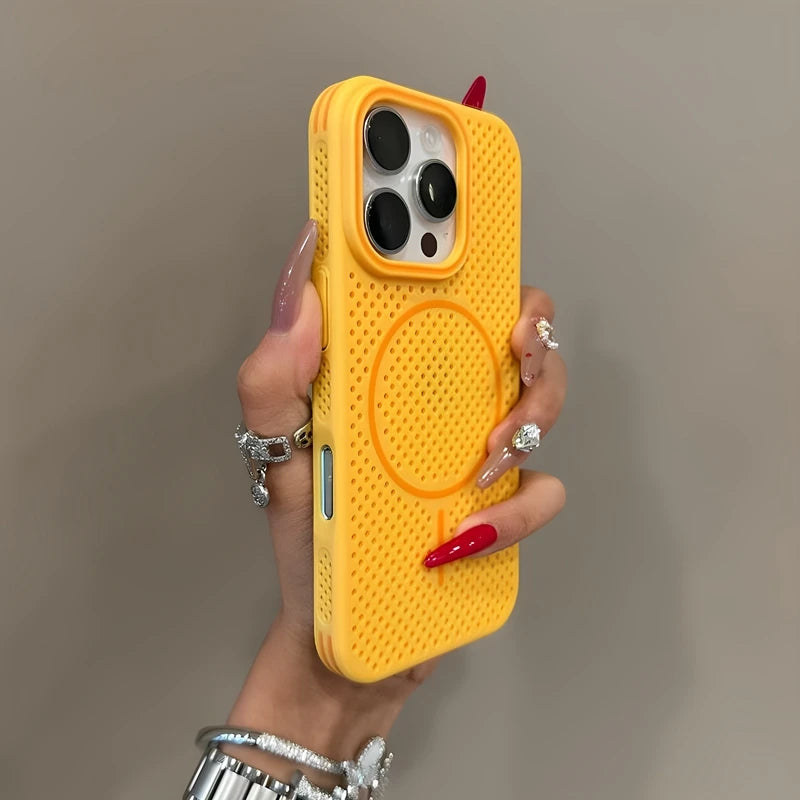 Funda Diseño Elegante.
compatible con Magsafe.
Con disipación de calor.