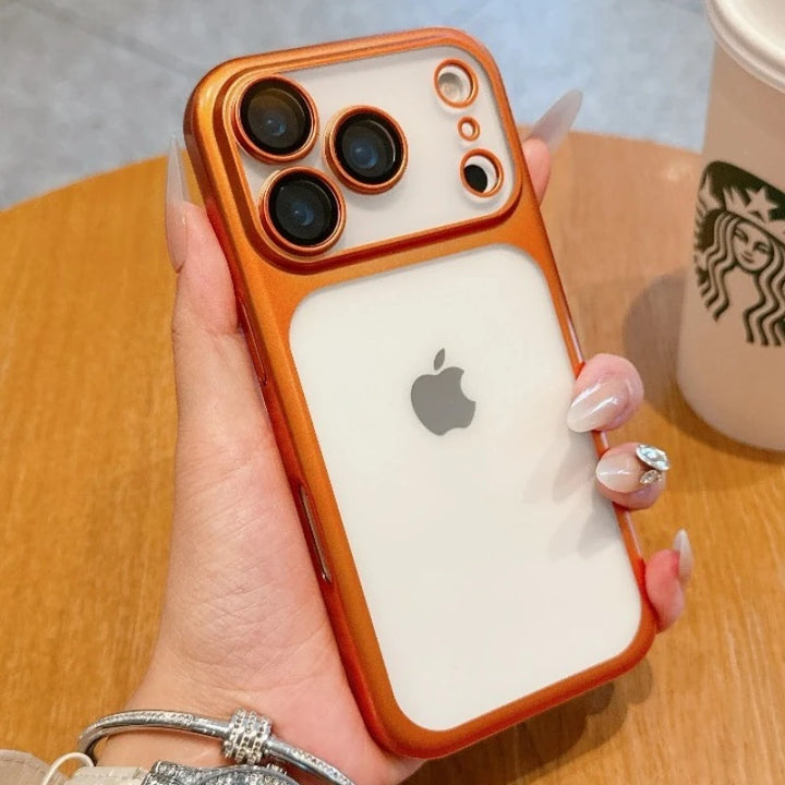 Funda transparente dura.
Con tecnología anticaídas.
Contra golpes y rayaduras.