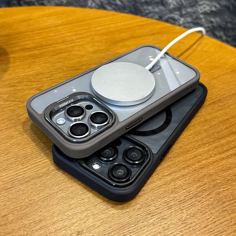 Con soporte y cubierta protectora de lente de vidrio.
Con tecnología anti impactos.
Contra golpes y rayaduras.
Compatible con MagSAfe